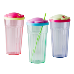 RICE Large Plastic Glass with Flower Shaped Lid in 2 Assorted Color Combos grün-orange-pink_3-1