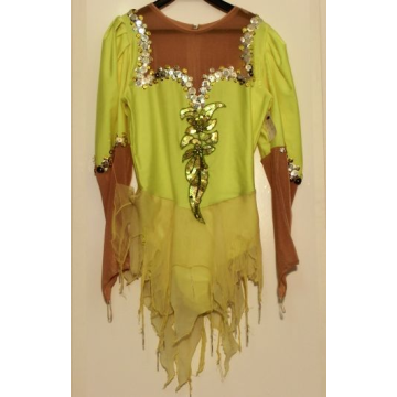 Kürkleid mit Pailletten verziert Gr. 12 - 14 Jahre