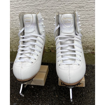 Jackson Premiere Gr. 2 N = 32