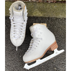 Jackson Premiere Gr. 2 N = 32