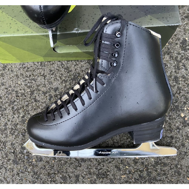 Jackson Mystique Gr. 3 M = 35, 150.00 CHF