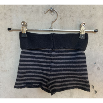 Intermezzo Shorts M = Gr. 6 - 8 Jahre