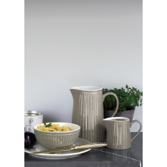 GreenGate Milchkännchen Alice "warm grey"
