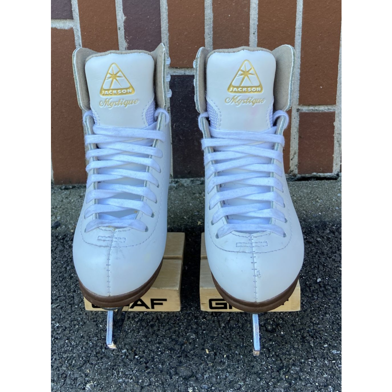 Jackson Mystique Gr. 11 1/2 C = 27