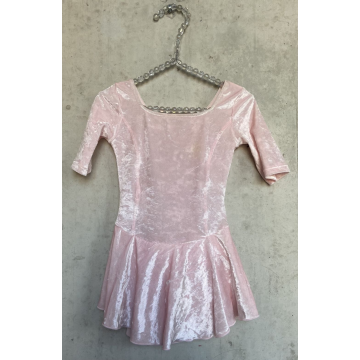 Intermezzo Trainingskleid 8 = Gr. 4 - 6 Jahre