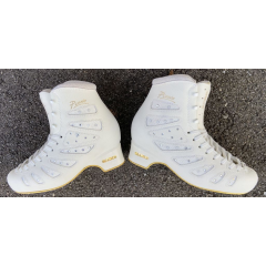 EDEA Piano Gr. 250 C = 37 1/2