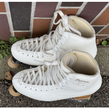 Edea OVERTURE - Snow White 225 = Gr. 34