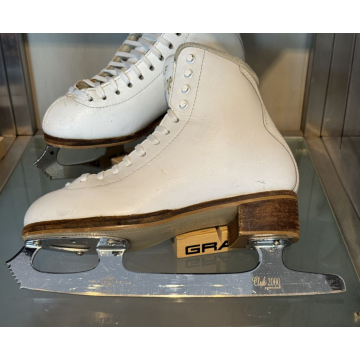 Graf Prestige 3 1/2 M  = Gr. 35 1/3