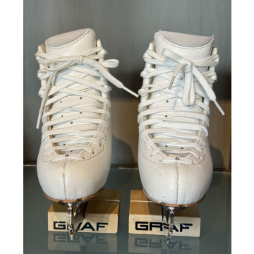 EDEA Motivo 210 = Gr. 31 1/2