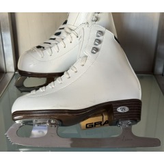 Riedell Emerald 1 = Gr. 33