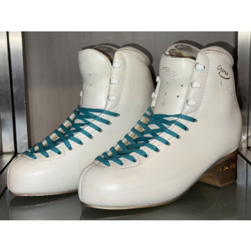 EDEA Chorus 235 C = Gr. 35