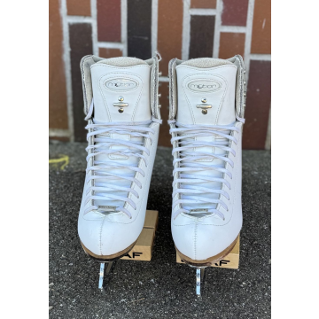 Riedell Motion 4 1/2 M = Gr. 37